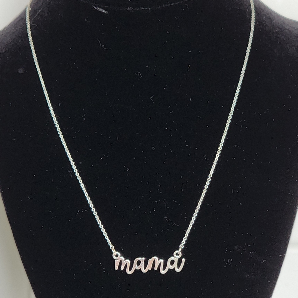 Simple MAMA Necklace